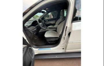 Jeep Commander 2.0 TD380 Overland 4WD (Aut) - Foto #4