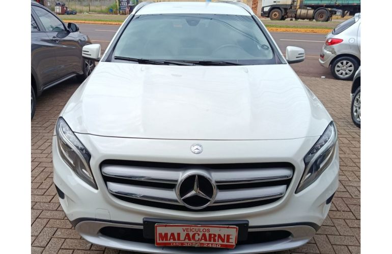 Mercedes-Benz GLA 200 Advance (Flex) - Foto #10