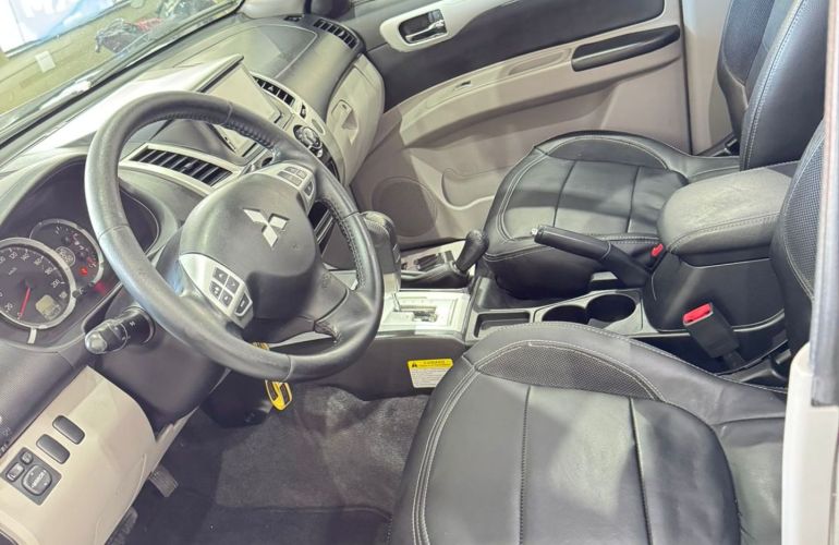 Mitsubishi Pajero Dakar 3.2 4x4 16V Turbo Intercooler Diesel 4p Automático - Foto #7