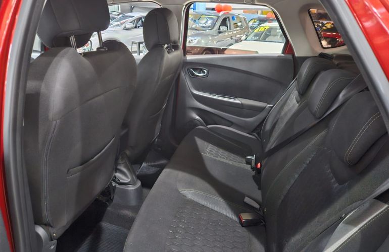 Renault Captur 1.6 16V Sce Zen - Foto #8