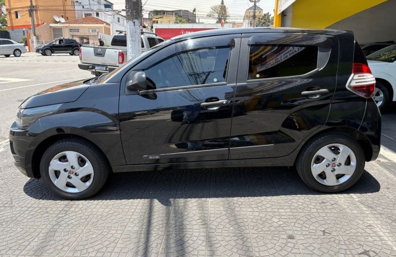 Fiat Mobi 1.0 8V Evo Like - Foto #4