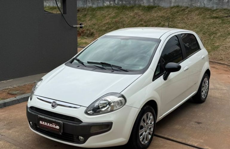Fiat Punto 1.6 Essence 16v - Foto #3