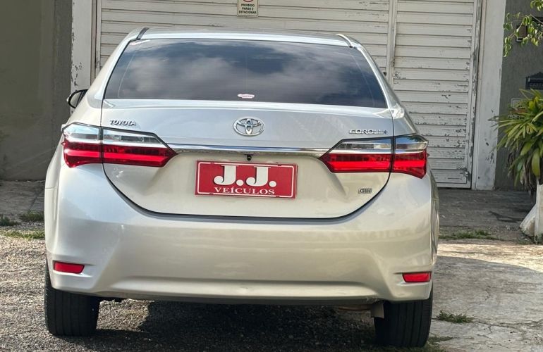 Fiat Toro 1.8 16V Evo Freedom - Foto #5