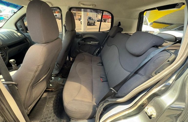 Fiat Uno 1.4 Way 8v - Foto #8