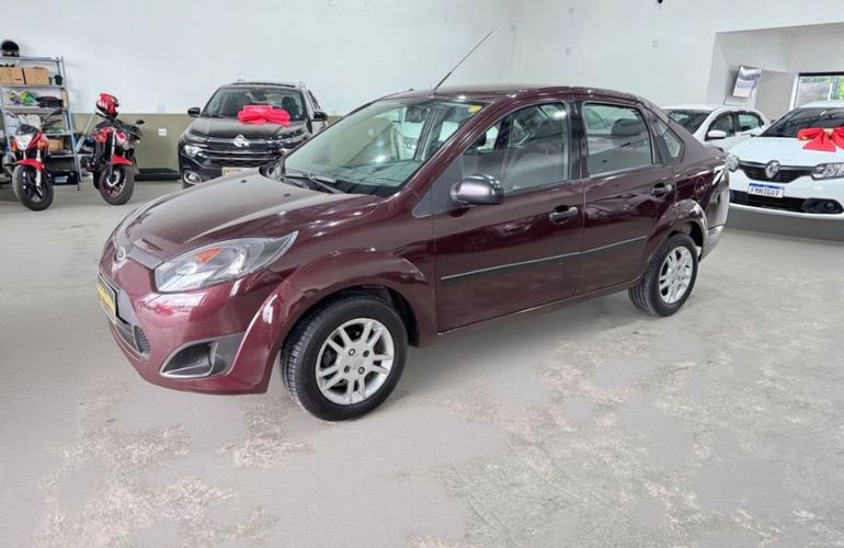 Ford Fiesta 1.6 MPi Sedan 8V Flex 4p Manual - Foto #1