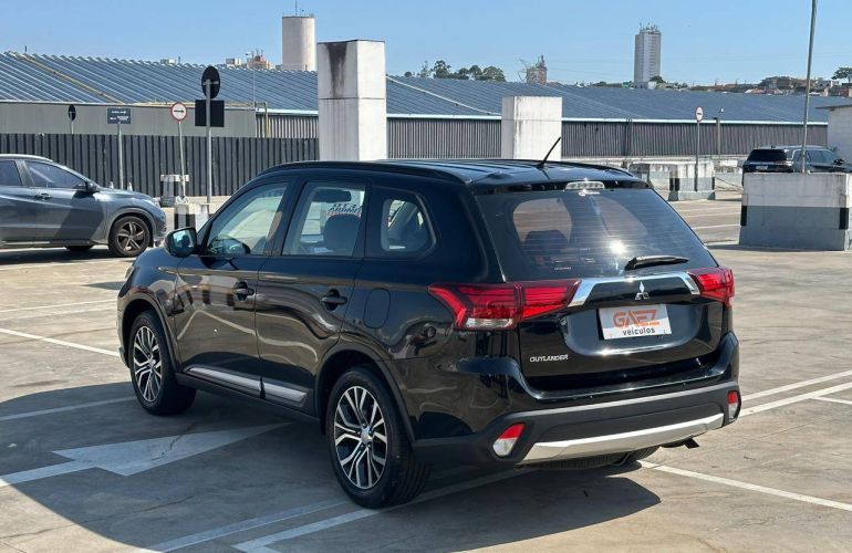 Mitsubishi Outlander 2.0 16v - Foto #2