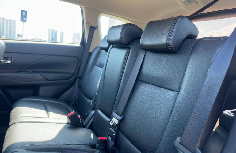 Mitsubishi Outlander 2.0 16v - Foto #9