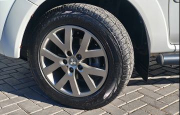 Mitsubishi Pajero TR4 2.0 16V 4x2 (Flex) (Aut) - Foto #2