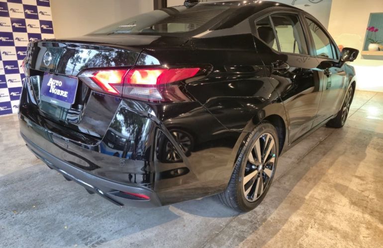 Nissan Versa 1.6 16V Exclusive - Foto #1