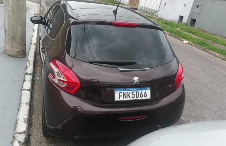 Peugeot 208 1.6 16V Griffe (Flex) (Aut) - Foto #6