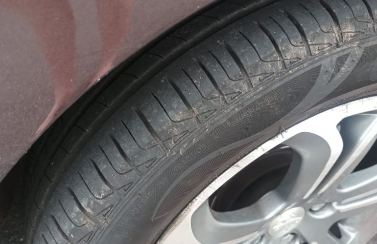 Peugeot 208 1.6 16V Griffe (Flex) (Aut) - Foto #7