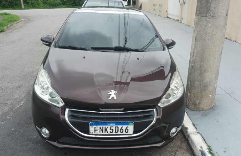 Peugeot 208 1.6 16V Griffe (Flex) (Aut) - Foto #8