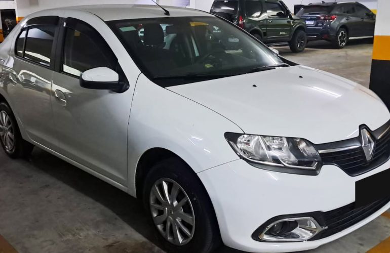 Renault Logan Expression 1.0 12V SCe (Flex) - Foto #4