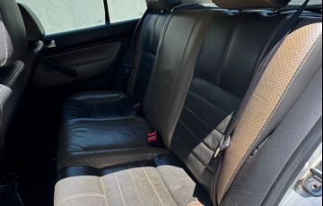 Volkswagen Golf 1.6 Mi Sportline 8v - Foto #9