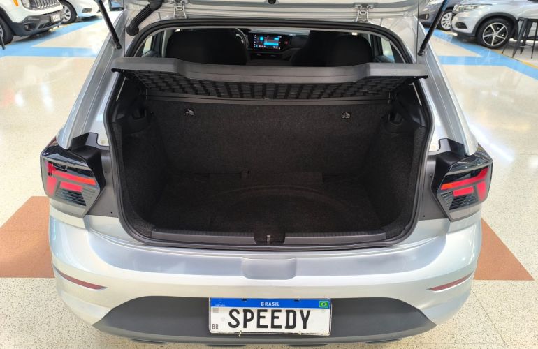 Volkswagen Polo 1.0 MPi Track - Foto #9