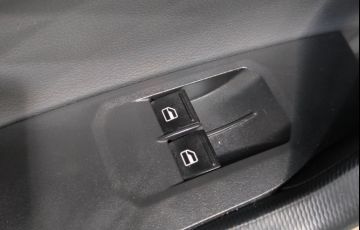 Volkswagen Polo 1.0 MPi Track - Foto #10