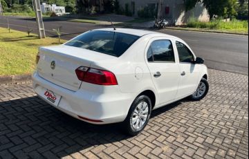 Volkswagen Voyage (G6) 1.0 TEC Total Flex - Foto #4