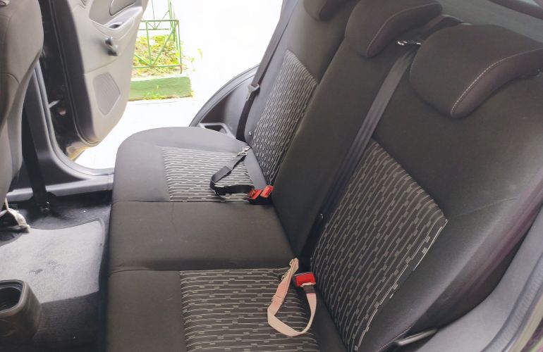 Ford Ka 1.0 SE (Flex) - Foto #3