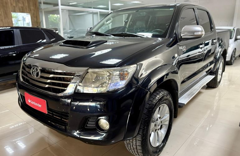 Toyota Hilux 2.7 Flex 4x2 CD SR (Aut) - Foto #3