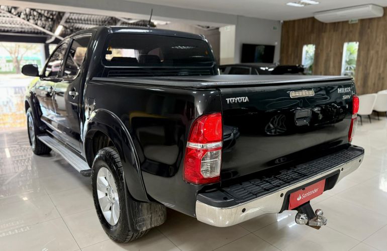 Toyota Hilux 2.7 Flex 4x2 CD SR (Aut) - Foto #4