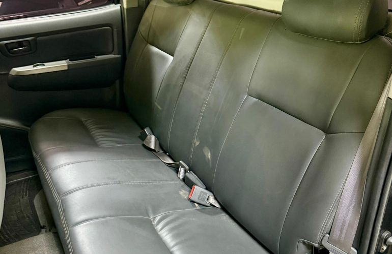 Toyota Hilux 2.7 Flex 4x2 CD SR (Aut) - Foto #6