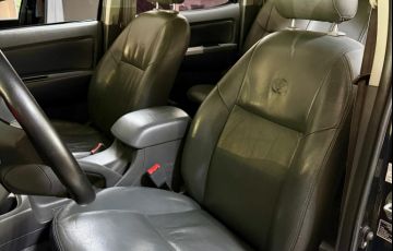 Toyota Hilux 2.7 Flex 4x2 CD SR (Aut) - Foto #9
