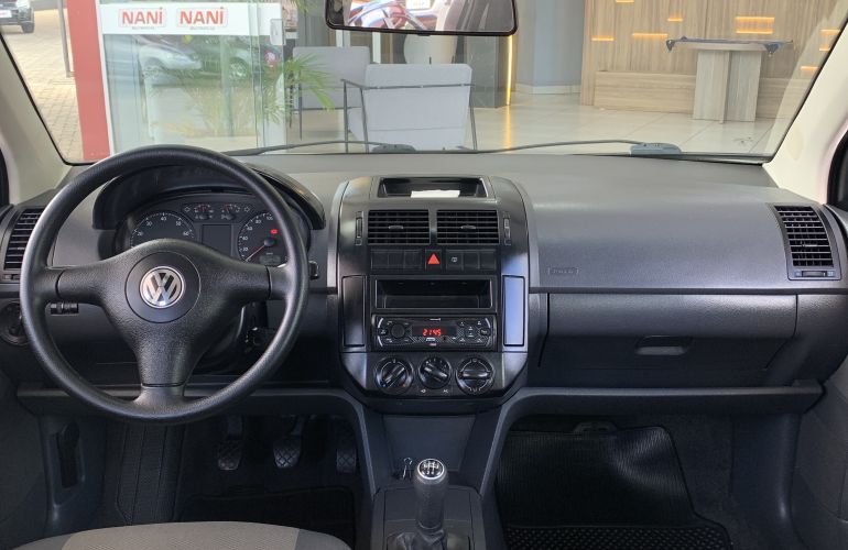 Volkswagen Polo Hatch. 1.6 8V (Flex) - Foto #5