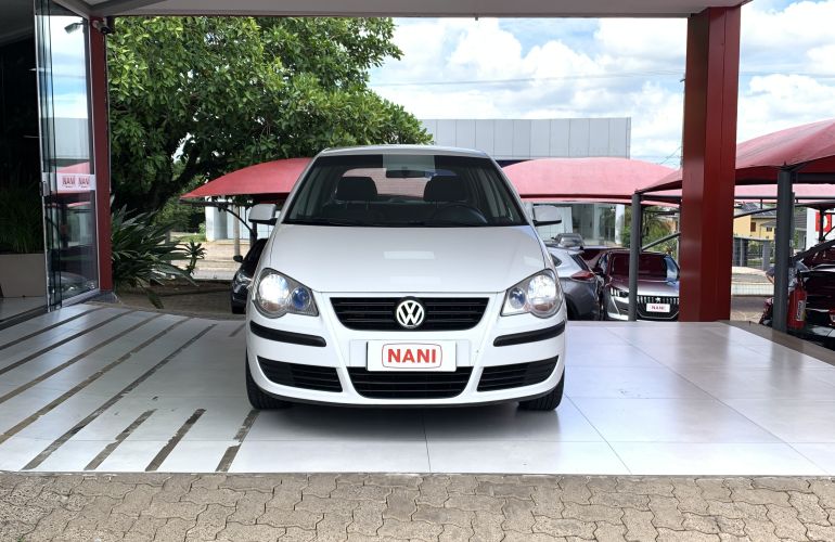 Volkswagen Polo Hatch. 1.6 8V (Flex) - Foto #2