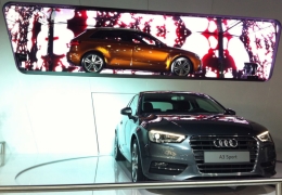 Salão de SP: Audi esbanja esportivos no seu estande