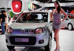 Novo Fiat Uno - Série Especial Itália