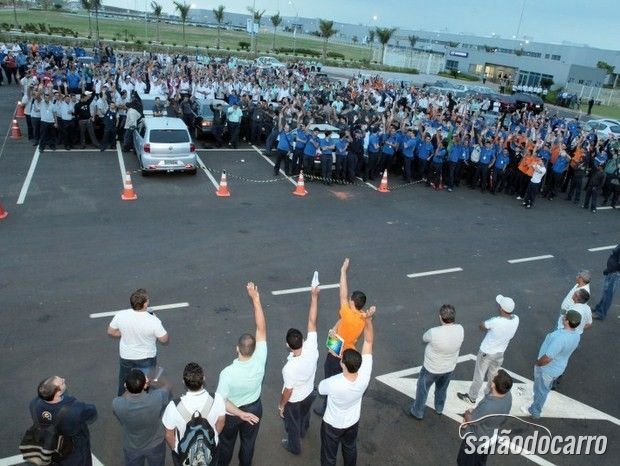 Funcionários em greve em Piracicaba (SP)