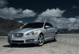 Jaguar anuncia recall do FX