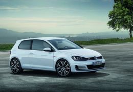 Novo Golf GTI é apresentado pela VW