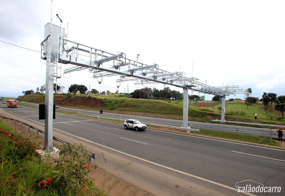 Novos pedágios poderão cobrar por trecho percorrido