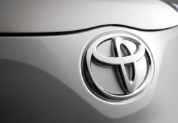 Toyota e Renault anunciam recall no Brasil