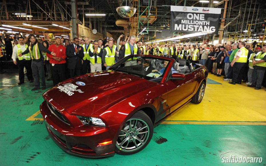 Ford comemora 1 milhão de unidades do Mustang