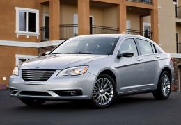 Chrysler chama 512 mil unidades