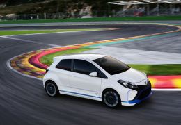 Pontos Positivos do conceito Toyota Yaris Hybrid-R