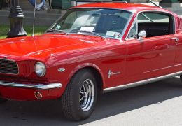 Ford Mustang 1966 - Um Clássico da Ford