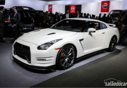 Nissan Skyline 2014 terá motor híbrido