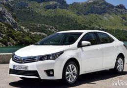 Novo Toyota Corolla é aguardado no Brasil para abril de 2014