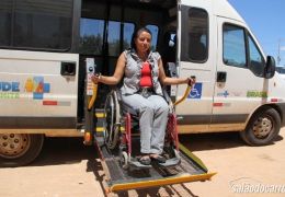 Automóvel para locomoção de deficientes é utilizado em Arapiraca