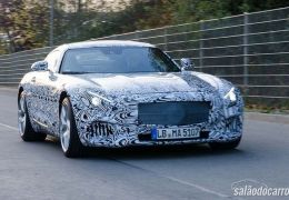 Paparazzis flagram nova Mercedes-Benz e nomeiam como C190