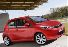 Peugeot prepara novo 108