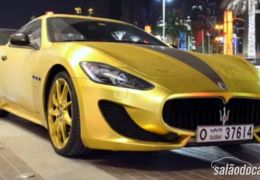 Maserati GranTurismo Sport é pintado de ouro e ganha diamantes 