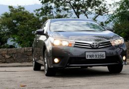 Teste do Toyota Corolla XEi