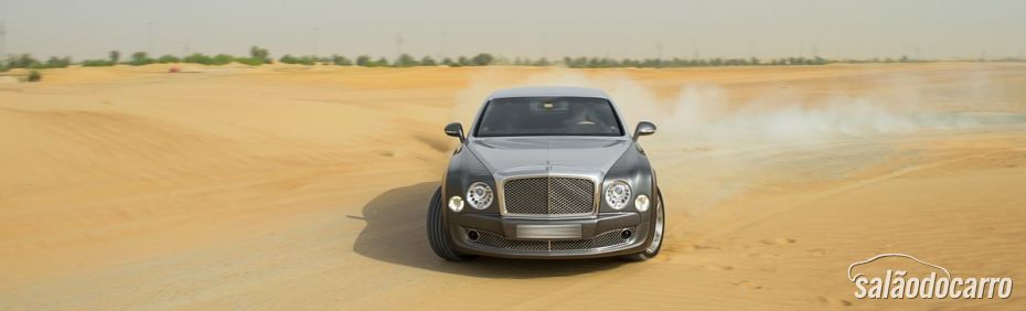 Bentley prepara versão esportiva do Mulsanne