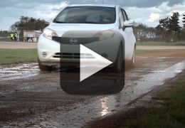 Veja o vídeo que mostra a pintura que não suja da Nissan