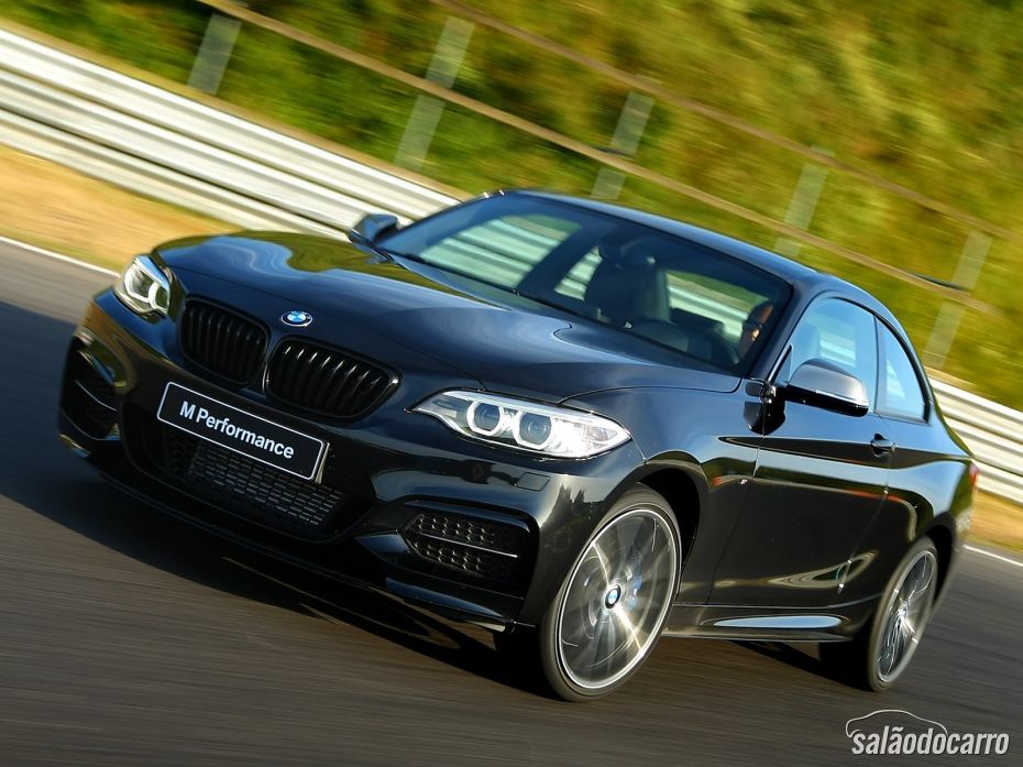 BMW apresenta a Track Edition do M235i Coupé