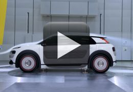 Citroën apresenta conceito econômico do modelo C4